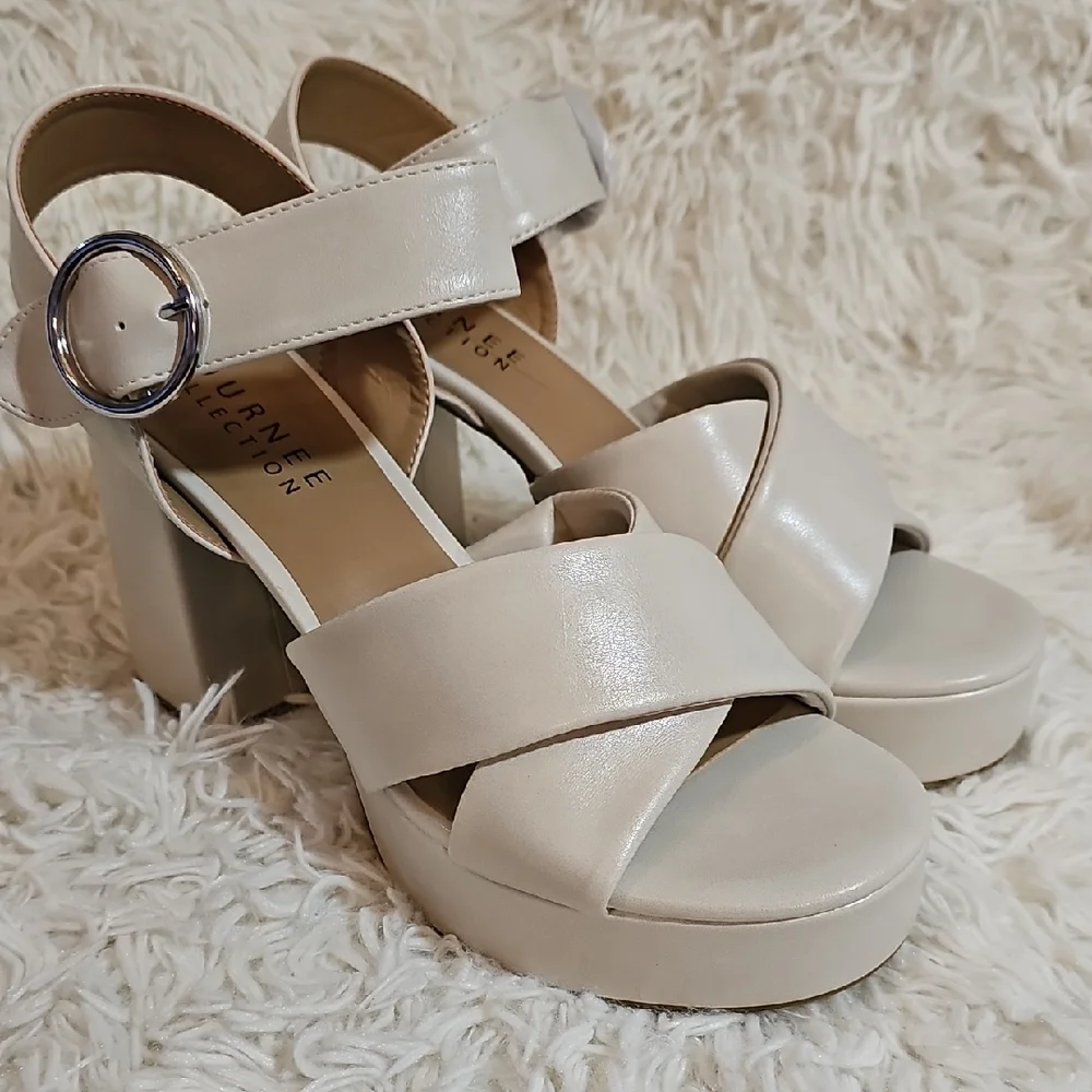 Journee Collection Beige Platform Sandals